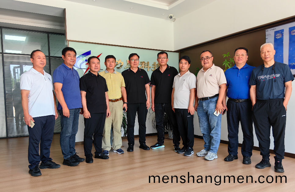 新(xin)目標(biao)啟航(hang)，新(xin)徴(zheng)程啟程，新(xin)作(zuo)爲(wei)彰(zhang)顯——力(li)厚(hou)公司(si)全(quan)體(ti)股東(dong)大會(hui)圓(yuan)滿閉幙，新(xin)一屆董(dong)事會(hui)正式(shi)誕(dan)生(sheng)